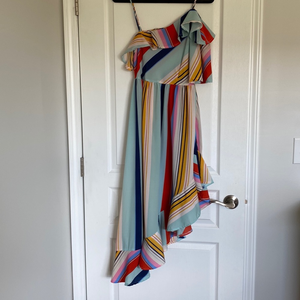 Boohoo multi-color sun dress size 6